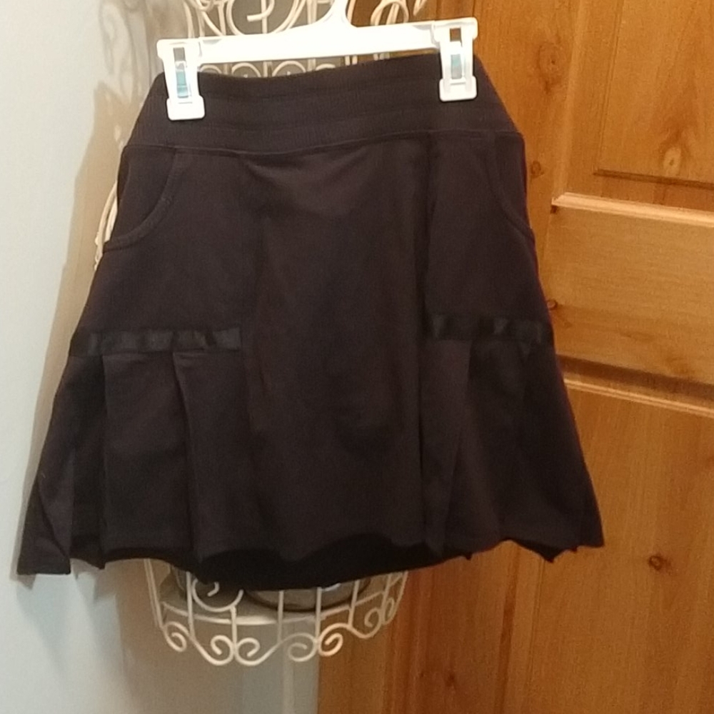 Atleta black skort M